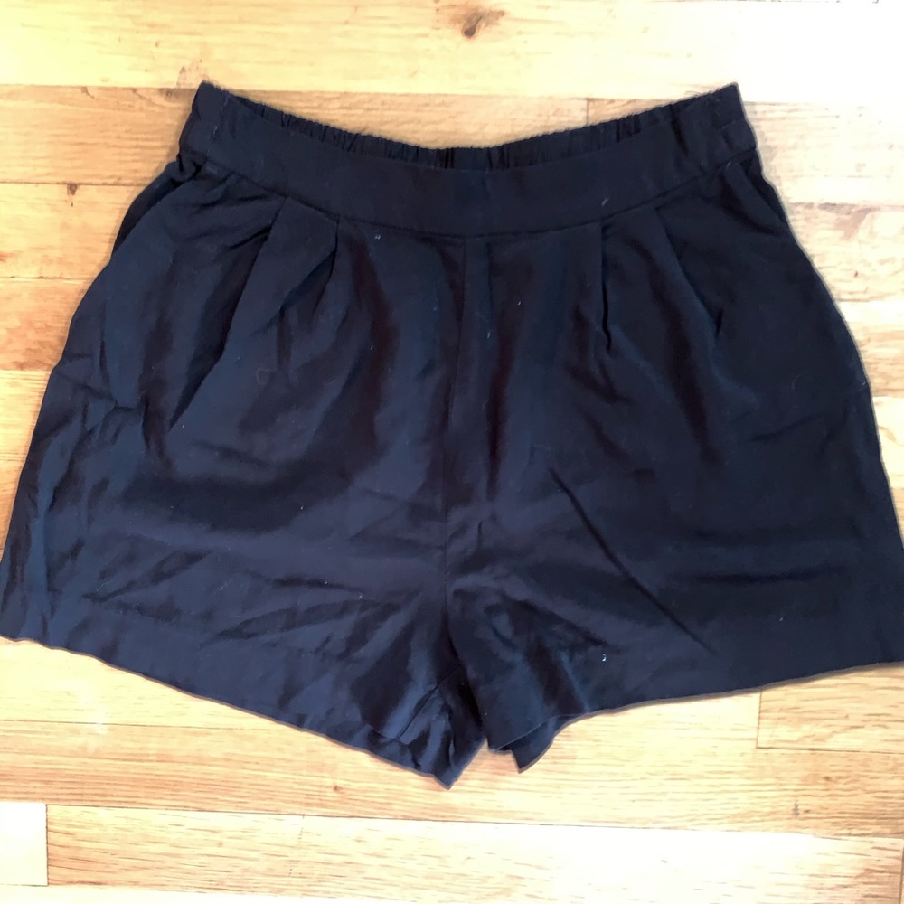 Dressy Black Shorts Size 6